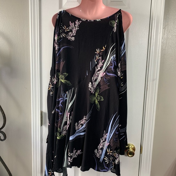 NWT FREE PEOPLE Black Dress Size M Floral Print - Picture 6 of 7